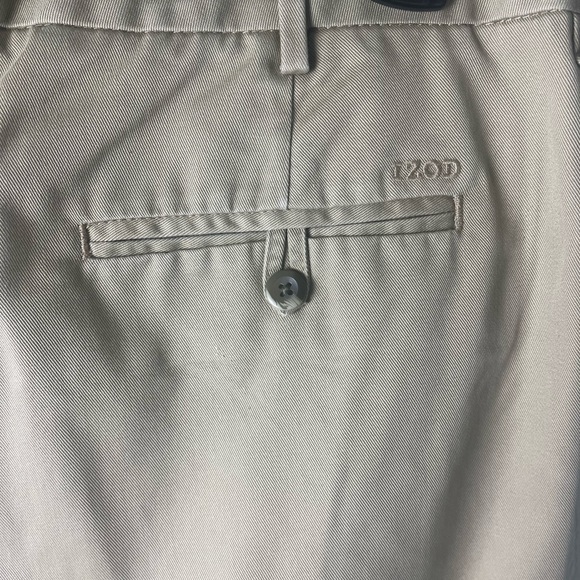Izod khakis - Picture 2 of 5